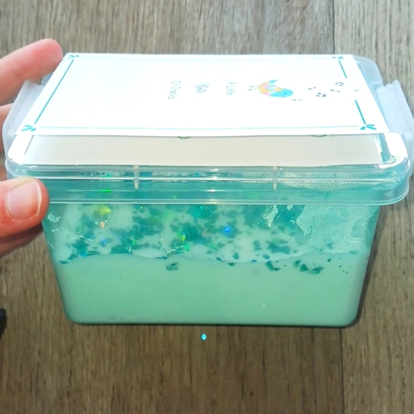 Fluffy Homemade Slime - Picture 2 of 3